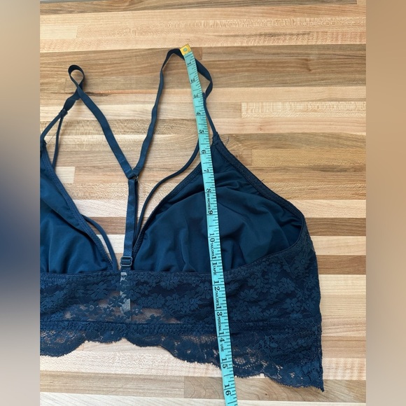 Charlotte Russe Bralette Navy Blue Plus Size 1X EUC - Picture 5 of 7